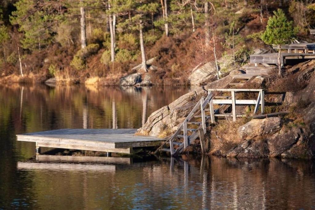 Romslig Og Fin Leilighet 17 Min Til Kristiansand Centrum Nodeland Luaran gambar